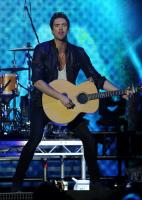 lawson_at_the_jingle_bell_ball.jpg