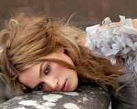 Keira_Knightley_Wallpaper_4.jpg