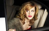 Classy_Emma_Watson_Wallpaper.jpg