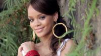 rihanna_wallpapers_pics_1254122779.jpg