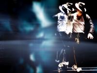 Wallpaper_MJ_michael_jackson_6939094_1024_768.jpg