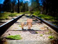 boxman_cardboard_railroad_tracks_www.Vvallpaper.net.jpg