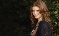 kate_mara_hd_wallpaper_3_wide.jpg