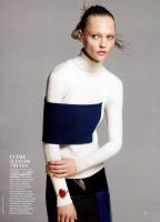 Sasha___Vogue_US_July_2013___David_Sims__6_.jpg