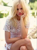 fashion_scans_remastered_ginta_lapina_harpers_bazaar_uk_january_2014_scanned_by_vampirehorde_hq_6.jpg