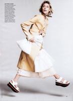 fashion_scans_remastered_sasha_pivovarova_vogue_usa_january_2014_scanned_by_vampirehorde_hq_10.jpg