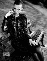 fashion_scans_remastered_behati_prinsloo_vogue_mexico_november_2013_scanned_by_vampirehorde_hq_5.jpg
