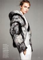 fashion_scans_remastered_cara_delevingne_vogue_usa_october_2013_scanned_by_vampirehorde_hq_4.jpg