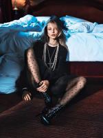 anna_selezneva_by_lachlan_bailey_for_vogue_paris_december_2013_3.jpg