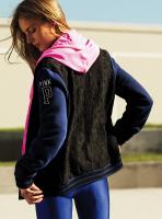 V373000_CROP1.jpg