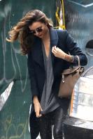 miranda_kerr_arrives_ato_orlando_bloom_s_house_2.jpg