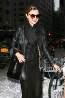 miranda_kerr_out_and_about_in_new_york_6.jpg