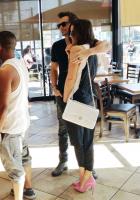 kate_beckinsale_out_for_coffee_in_west_hollywood_14.jpg