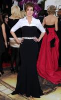 julia_roberts_at_71st_annual_golden_globe_awards_6.jpg