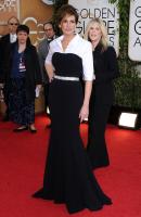 julia_roberts_at_71st_annual_golden_globe_awards_9.jpg