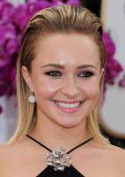 hayden_panettiere_at_71st_annual_golden_globe_awards_3.jpg