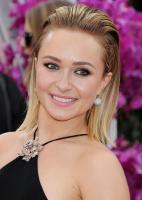 hayden_panettiere_at_71st_annual_golden_globe_awards_4.jpg