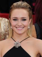 hayden_panettiere_at_71st_annual_golden_globe_awards_9.jpg