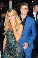 paris_hilton_at_roberto_cavallis_boat_party_in_cannes_on_may_22_2013_132131.jpg