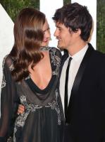 Miranda_Kerr_Orlando_Bloom_shared_smile_Vanity_Fair_Oscars_bash_February_2013_LA.jpg