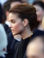 Barbara_Palvin_Cleopatra_Premieres_Cannes_Br1oCD4VHC1x.jpg