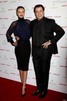 1105514_miranda_kerr_and_john_travolta_arrive_950x0_1.jpg
