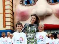 Miranda_Kerr_Kids_Helpline_6_Crop2_Web.jpg