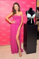 elle_08_birthdays_miranda_kerr_xln_xln.jpg