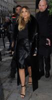 Kim_Kardashian_Photos__Shopping_Candids_in_Paris__10.jpg