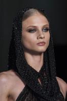 versace_atelier_details_haute_couture_spring_201.jpg