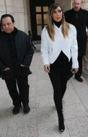 kim_kardashian_leaves_the_museum_of_modern_art_in_paris_20.jpg