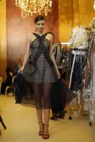 miranda_kerr_at_runway_of_stella_mccartney_fashion_show__4.jpg