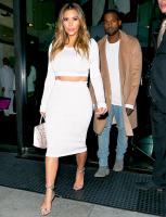 1389639273_011314x5_kardashian_npg_02_kim_kardashian_kanye_west_zoom.jpg