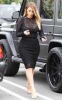kim_kardashian_arrives_at_a_meeting_in_beverly_hills_7.jpg