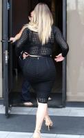 kim_kardashian_arrives_at_a_meeting_in_beverly_hills_19.jpg