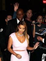 kim_kardashian_arrives_at_jimmy_kimmel_live_show_22.jpg