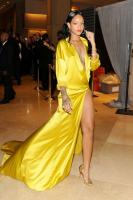 rihanna_at_2014_pre_grammy_gala_in_beverly_hills_1_3.jpg
