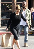 kim_kardashian_and_kanye_west_out_and_about_in_los_angeles_7.jpg