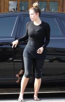 kim_kardashian_and_kanye_west_out_and_about_in_los_angeles_12.jpg