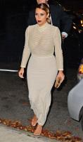 kim_kardashian_leaves_kanye_s_west_apartment_in_new_york_11.jpg