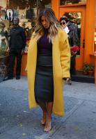 kim_kardashian_leaves_jeffrey_boutique_in_new_york_13.jpg