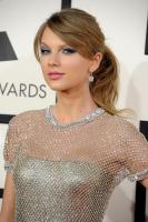 grammy_beauty_4_213609153913_gallery_max.jpg
