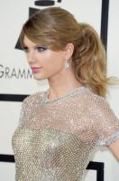 taylor_swift_56th_annual_grammy_awards_in_los_angeles_20140126_014.jpg
