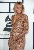 Ciara_with_baby_bump.jpg