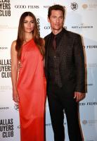 CAMILA_ALVES_MATTHEW_MACCONAUGHEY2.jpg