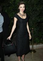 miranda_kerr_etait_chic_en_robe_noire_au.jpg