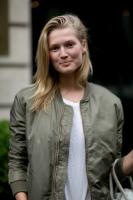 9336full_toni_garrn.jpg