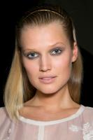 Elie_Saab_Spring_2014_Backstage_Frc_f7_Gki_UIx.jpg