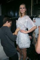Elie_Saab_Spring_2014_Backstage_GLIEGSci9f2x.jpg