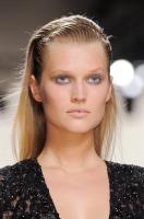Elie_Saab_Spring_2014_Details_b_DFdeu1_Ey_Zmx.jpg